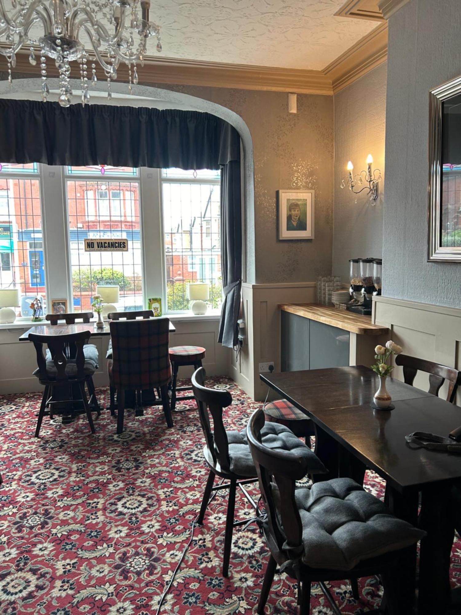 The Woodleigh Family Hotel Blackpool Exterior photo